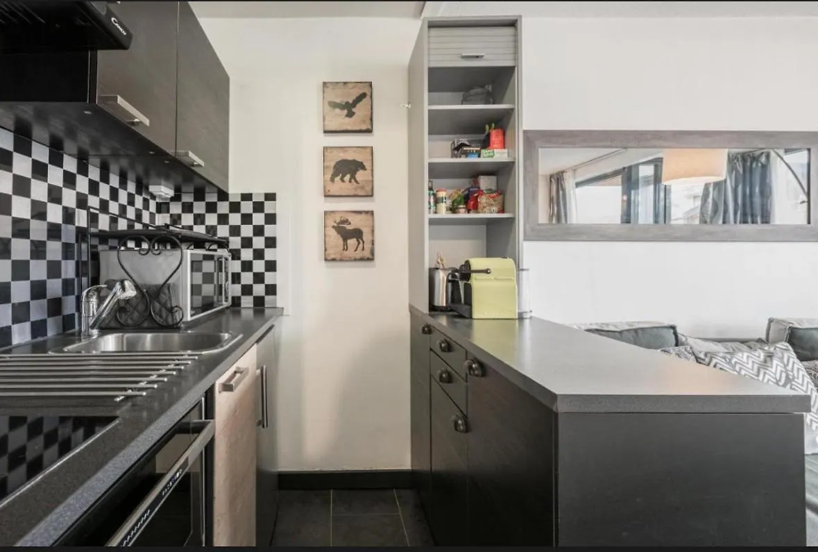 Appartement Confortable Face Aux Pistes De ヴァル・トランス 0*,  フランス